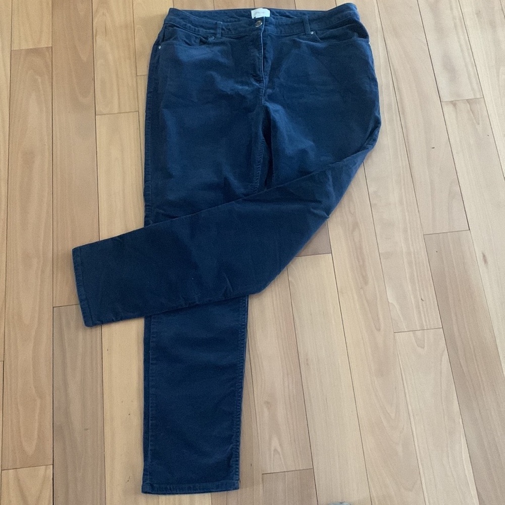 Chico’s stretch corduroy jeans size 2